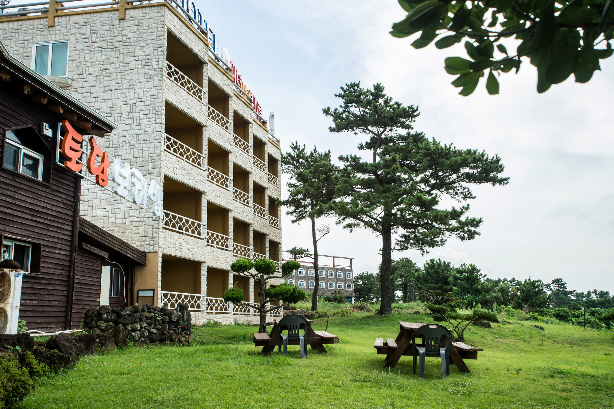 Witch'S Broomstick Jeju Exterior foto